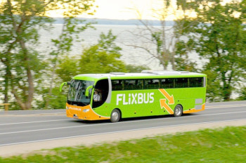 FlixBus приостановил работу в Чехии